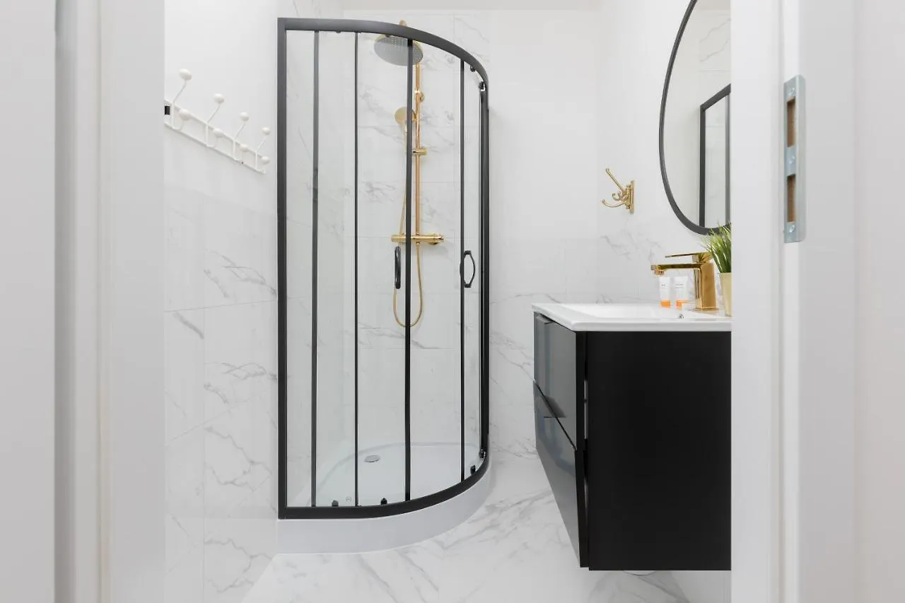 Okinskiego Apartment Warsaw Ochota By Renters